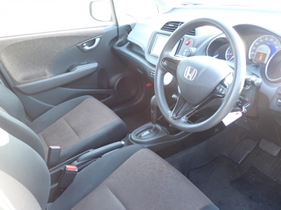 HONDA FIT SHUTTLE HYBRID