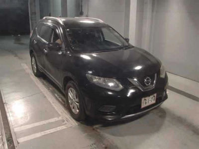 NISSAN X-TRAIL