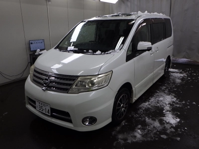 NISSAN SERENA
