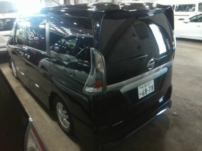 NISSAN SERENA