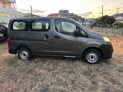 NISSAN NV200 VANETTE VAN