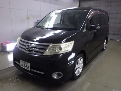 NISSAN SERENA