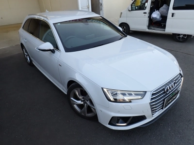 AUDI A4 AVANTE