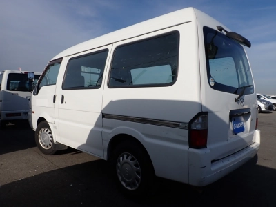 MAZDA BONGO VAN