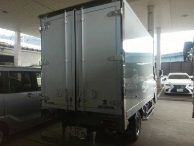 MITSUBISHI CANTER