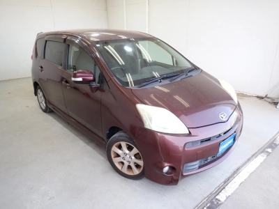 DAIHATSU BOON LUMINAS