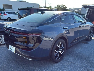 TOYOTA CROWN CROSSOVER