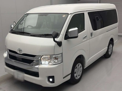 TOYOTA HIACE WAGON