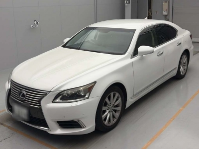 LEXUS LS