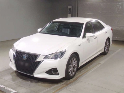 TOYOTA CROWN HYBRID