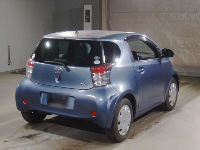 TOYOTA IQ