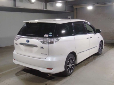 TOYOTA ESTIMA HYBRID