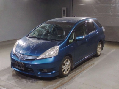 HONDA FIT SHUTTLE HYBRID