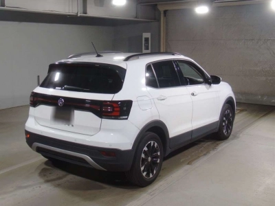 VOLKSWAGEN T-CROSS