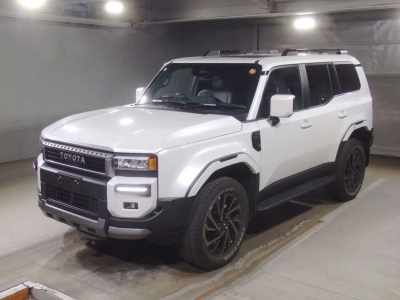 TOYOTA LAND CRUISER 250