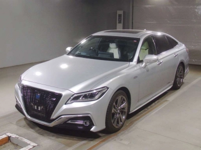 TOYOTA CROWN HYBRID