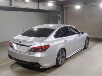 TOYOTA CROWN HYBRID