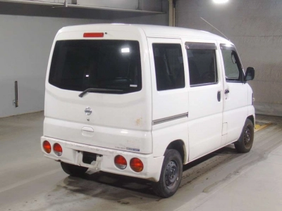 NISSAN CLIPPER VAN