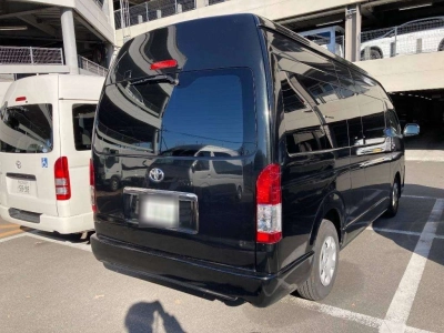 TOYOTA HIACE WAGON
