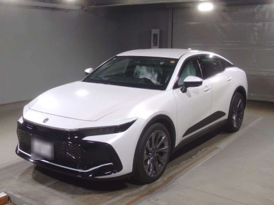 TOYOTA CROWN CROSSOVER