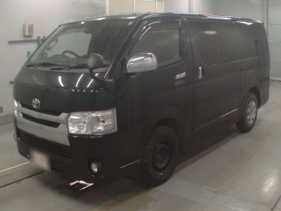 TOYOTA REGIUS VAN