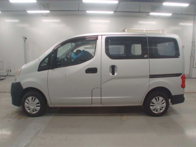 NISSAN NV200 VANETTE VAN
