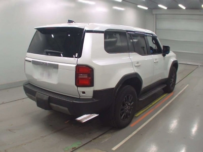 TOYOTA LAND CRUISER 250