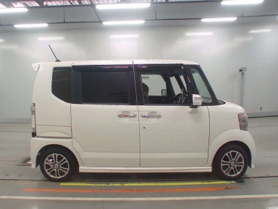 HONDA N BOX+CUSTOM