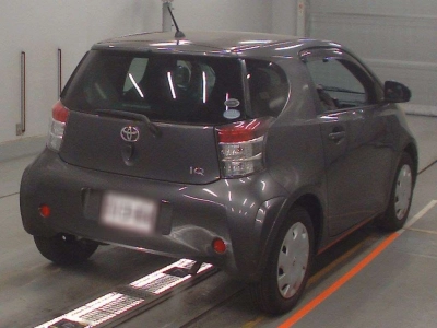 TOYOTA IQ