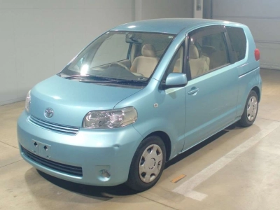 TOYOTA PORTE