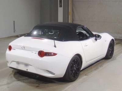 MAZDA ROADSTER
