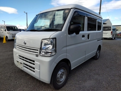NISSAN NV100 CLIPPER