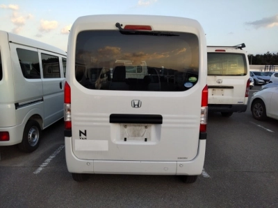 HONDA N-VAN