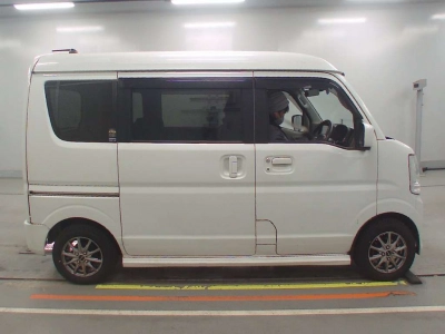 NISSAN NV100 CLIPPER RIO