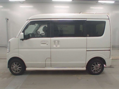 NISSAN NV100 CLIPPER RIO