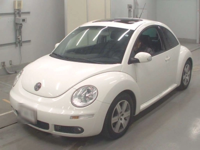 VOLKSWAGEN NEW BEETLE