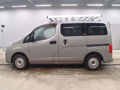 NISSAN NV200 VANETTE VAN
