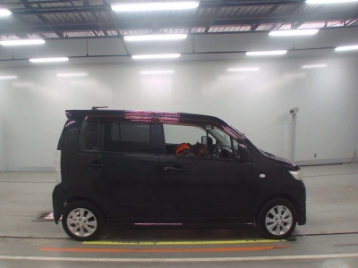 SUZUKI WAGON R STINGRAY