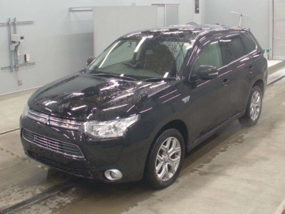 MITSUBISHI OUTLANDER PHEV
