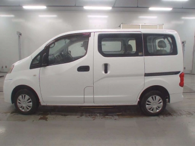 NISSAN NV200 VANETTE VAN