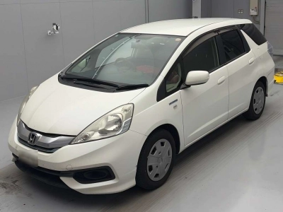 HONDA FIT SHUTTLE HYBRID