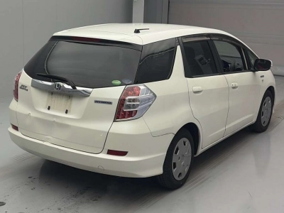 HONDA FIT SHUTTLE HYBRID