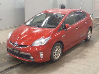 TOYOTA PRIUS PHV