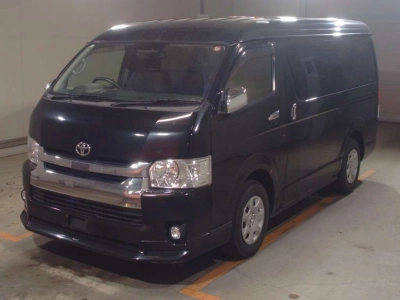 TOYOTA HIACE WAGON