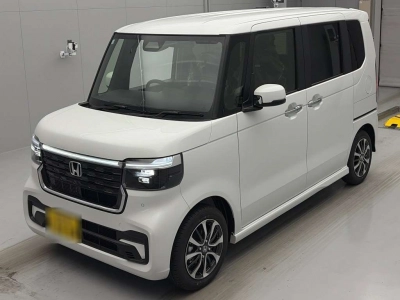 HONDA N BOX CUSTOM