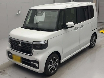 HONDA N BOX CUSTOM