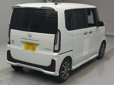 HONDA N BOX CUSTOM