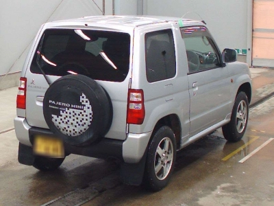 MITSUBISHI PAJERO MINI