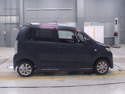 SUZUKI WAGON R STINGRAY