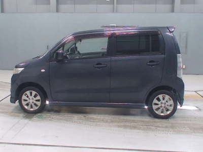 SUZUKI WAGON R STINGRAY